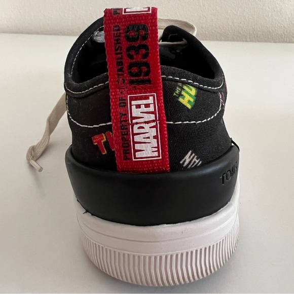 TOMS x Marvel Logos Print TRVL LITE Low Sneakers - Picture 4 of 6